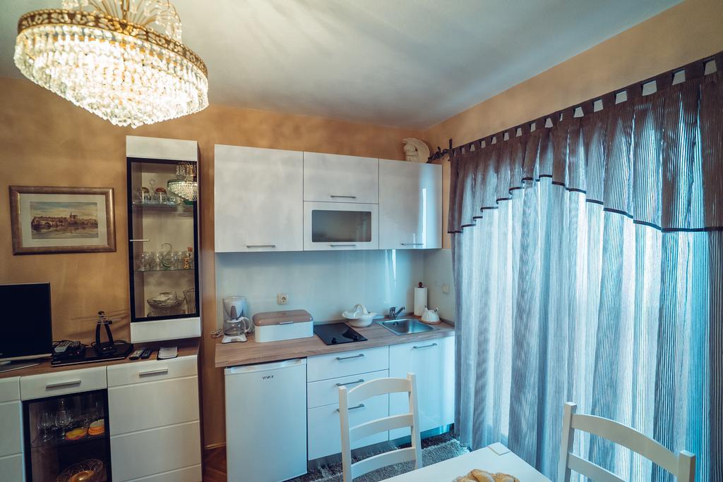 Ivica Apartments อิโมตสกี ภายนอก รูปภาพ