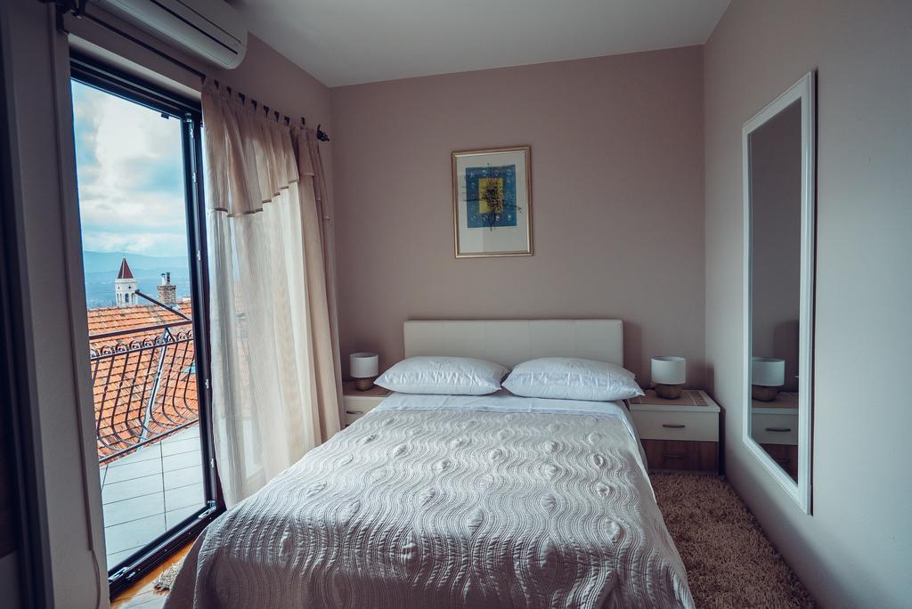Ivica Apartments อิโมตสกี ภายนอก รูปภาพ