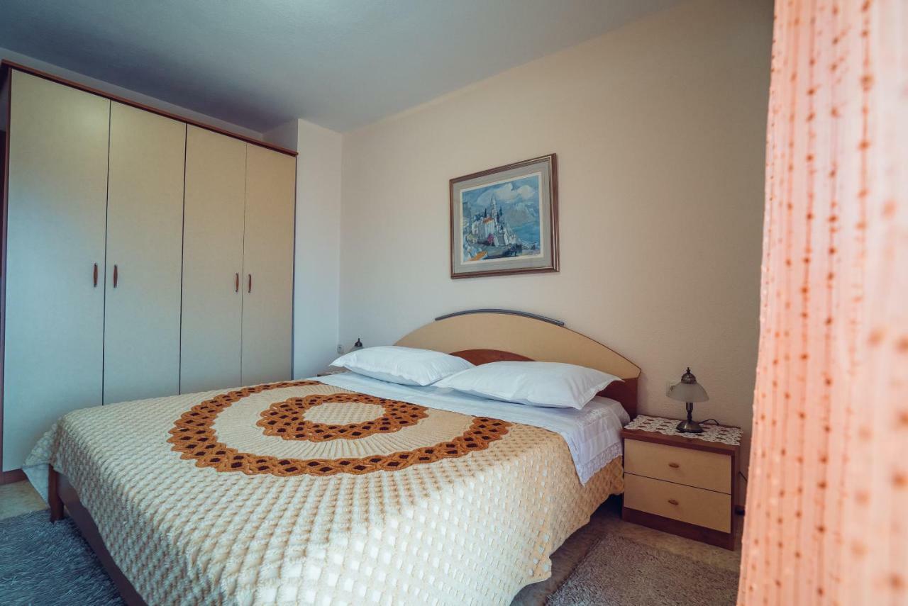 Ivica Apartments อิโมตสกี ภายนอก รูปภาพ